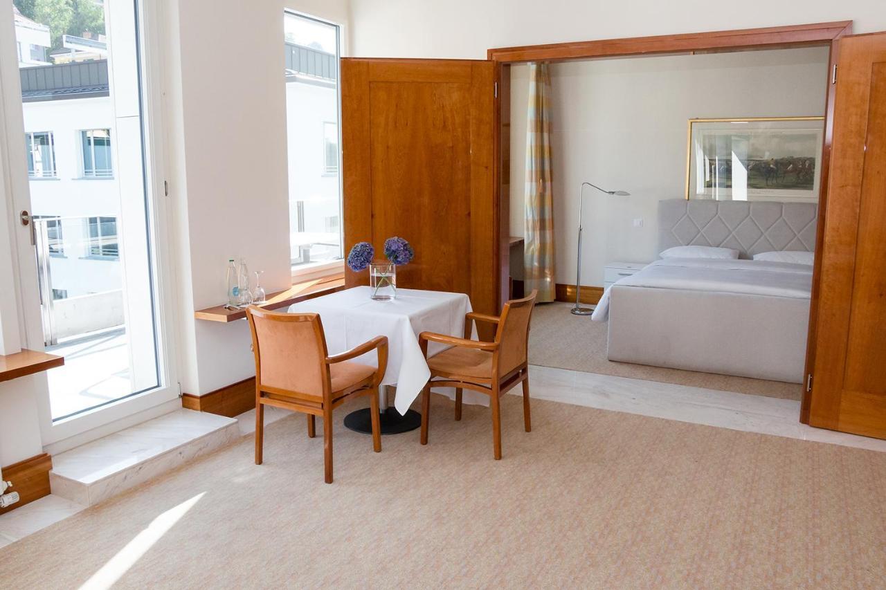 Einstein Hotel 4*